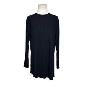 Asos black crew neck long sleeves side slits sweater size 4